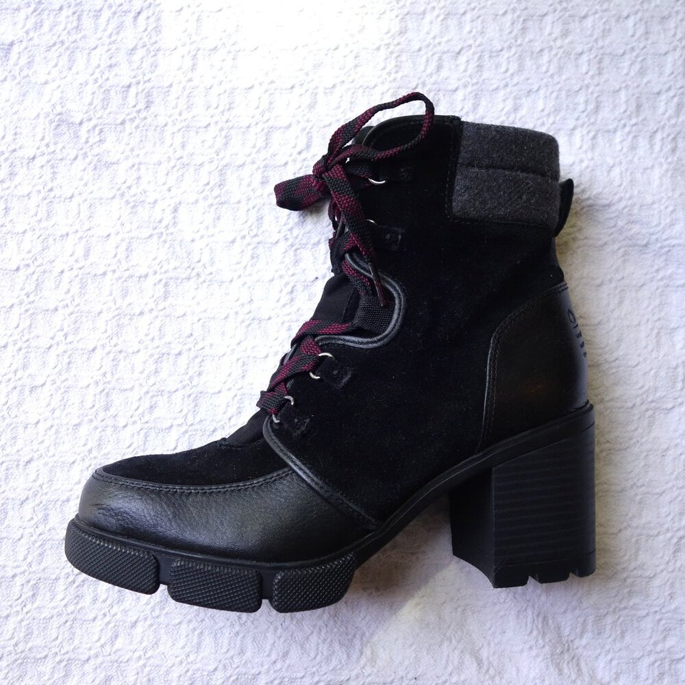 Naturalizer Myla Booties New!